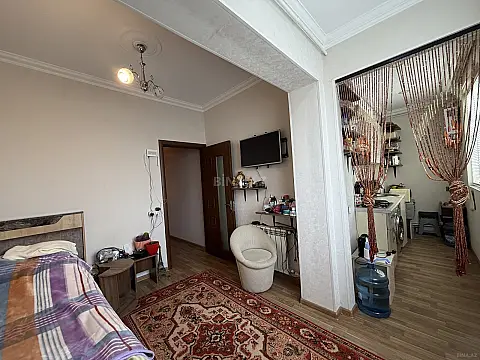 Satılır 2 otaqlı mənzil 42 m²