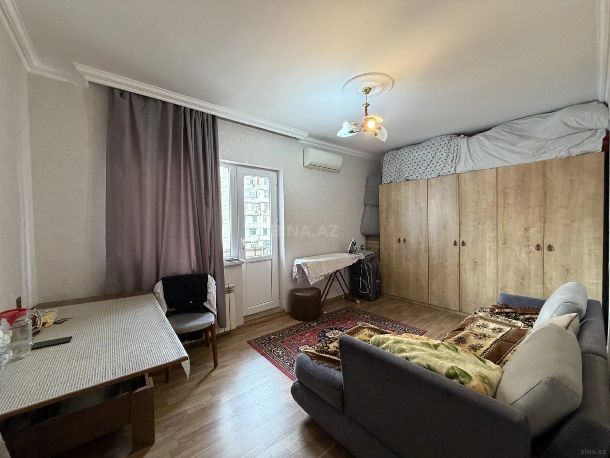 Satılır 2 otaqlı mənzil 42 m²