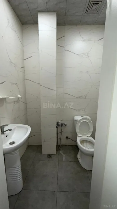 Kirayə verilir 2 otaqlı ofis 80 m²