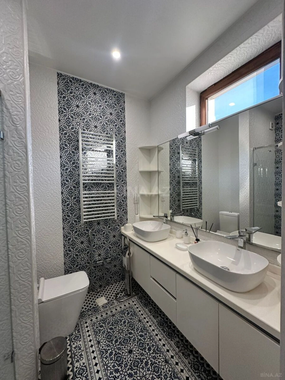 Kirayə verilir 4 otaqlı mənzil 170 m²