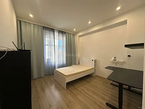 Kirayə verilir 4 otaqlı mənzil 170 m²
