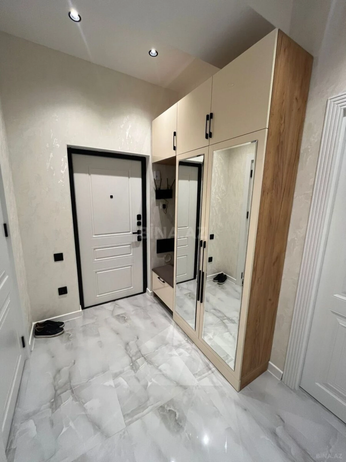 Kirayə verilir 2 otaqlı mənzil 60 m²