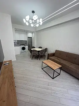 Kirayə verilir 2 otaqlı mənzil 60 m²