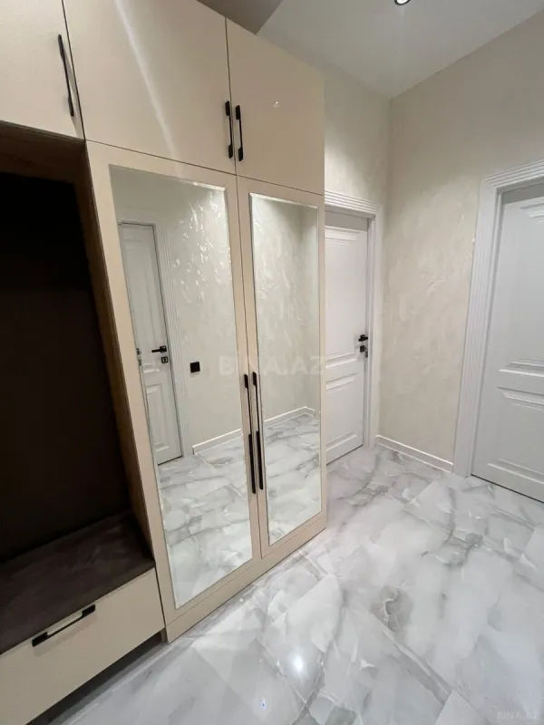 Kirayə verilir 2 otaqlı mənzil 60 m²