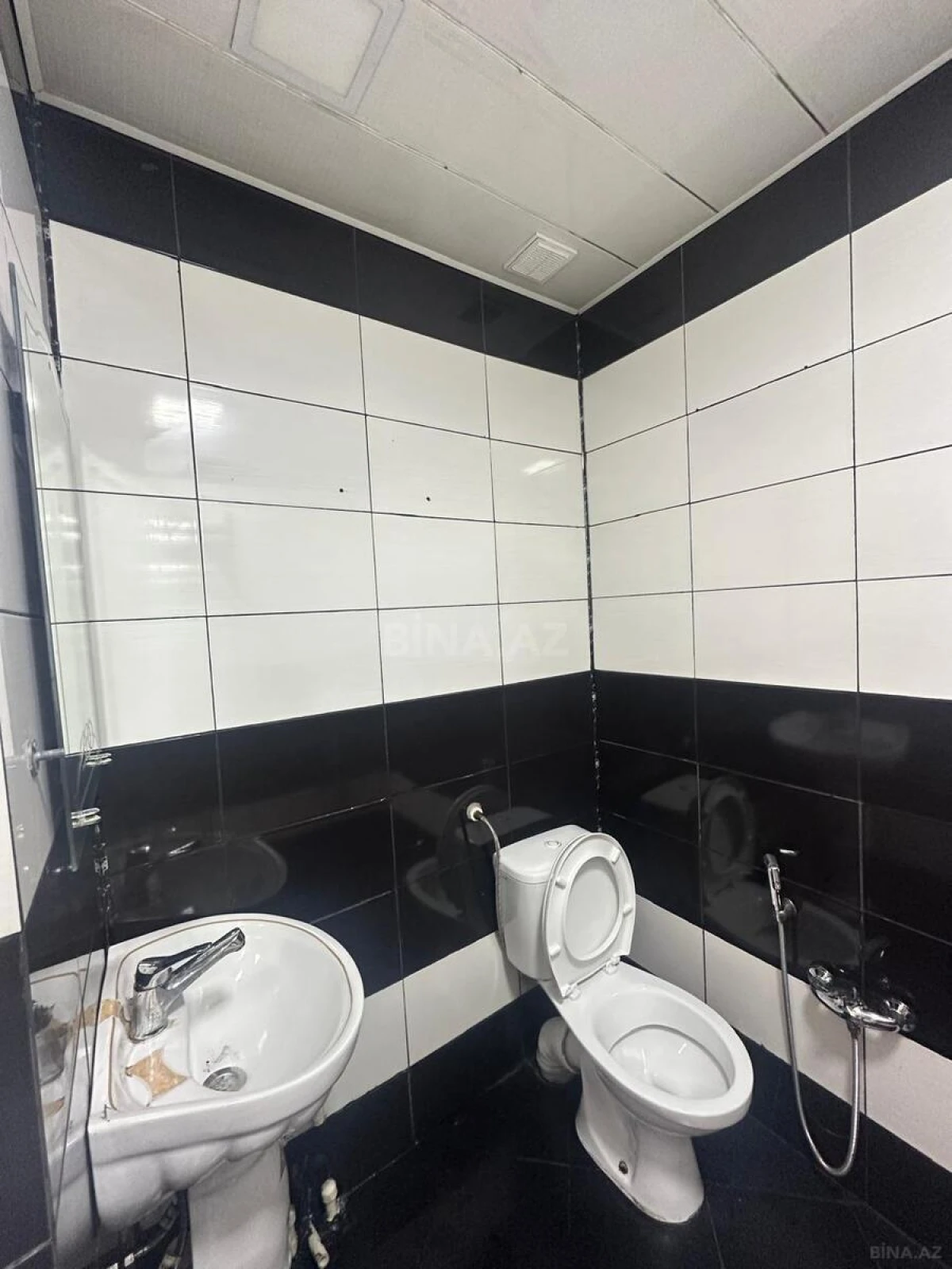Satılır 2 otaqlı mənzil 37 m²