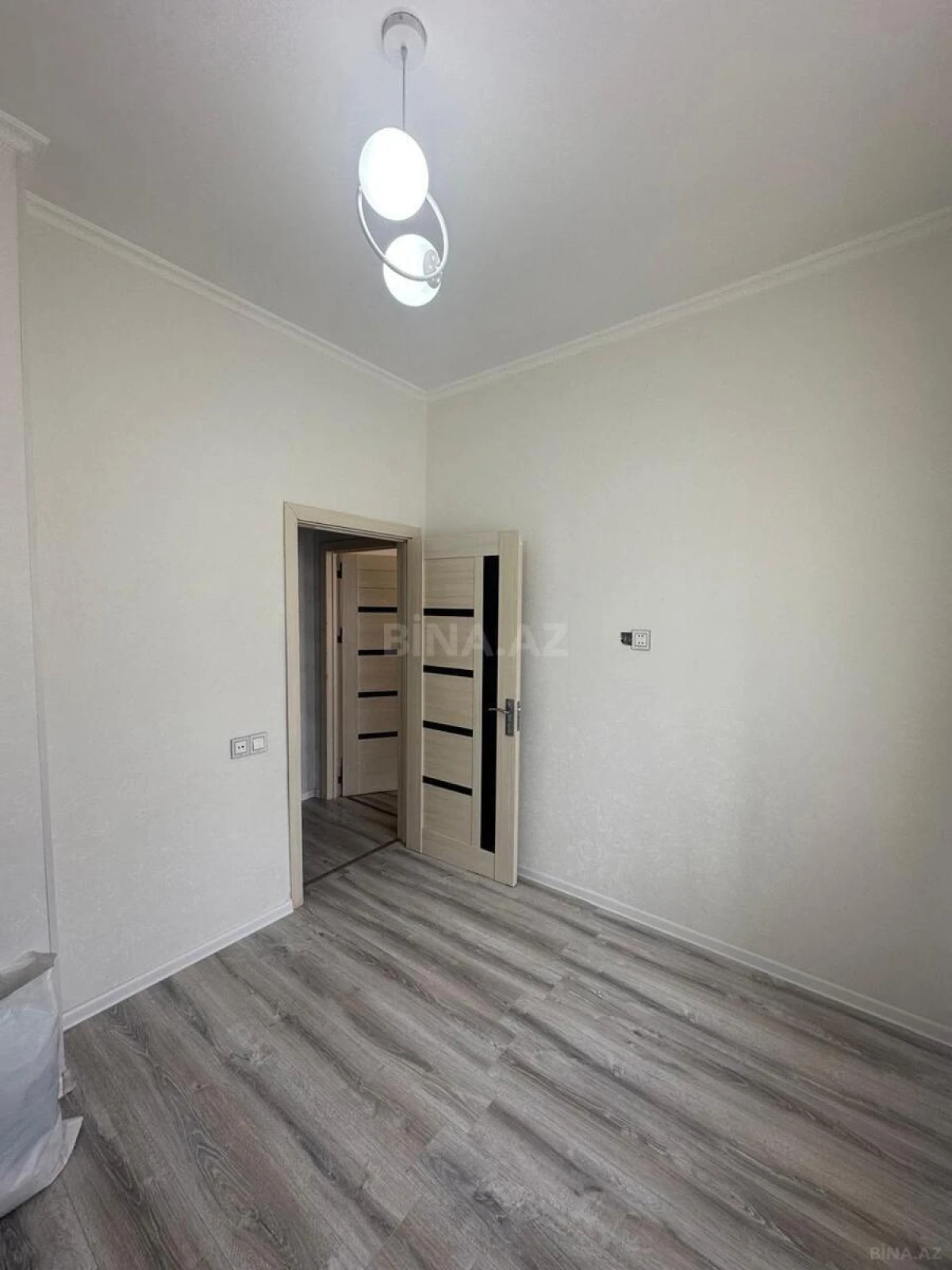 Satılır 2 otaqlı mənzil 37 m²