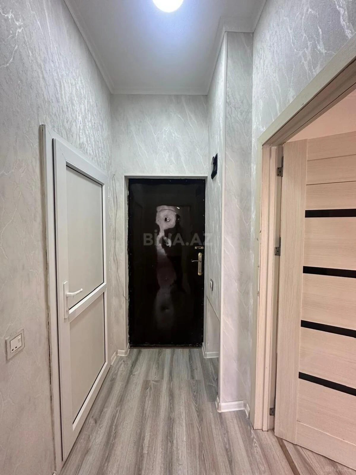 Satılır 2 otaqlı mənzil 37 m²