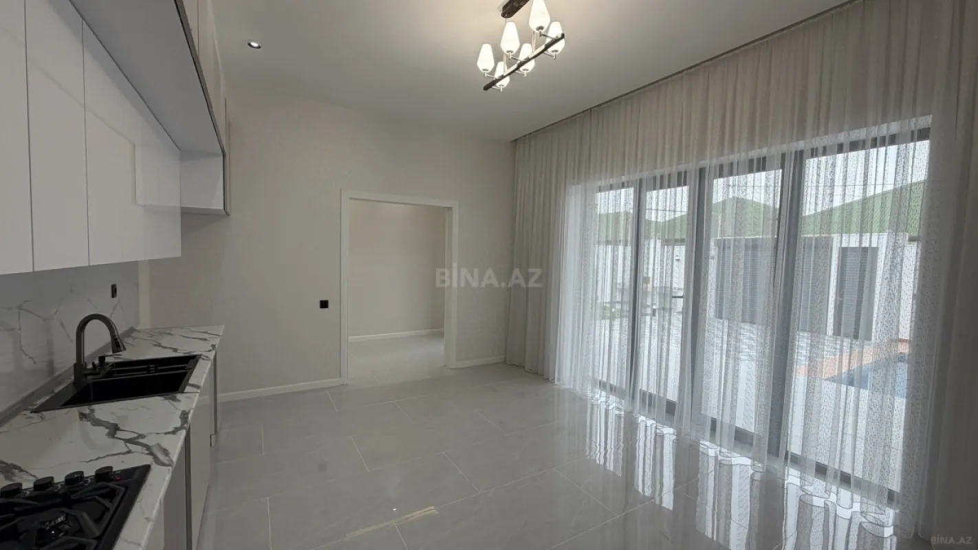 Satılır 4 otaqlı həyət evi 160 m²