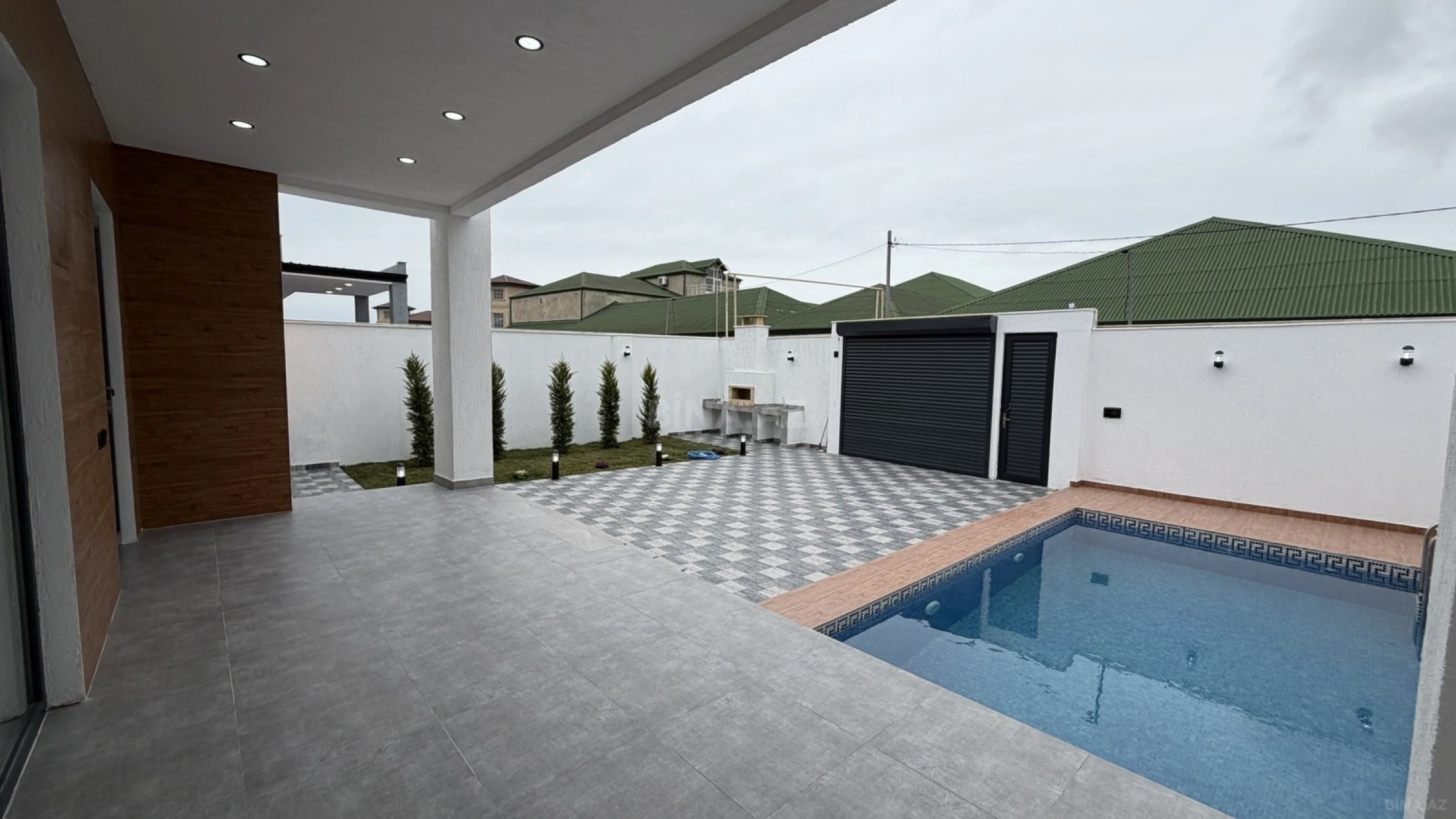 Satılır 4 otaqlı həyət evi 160 m²