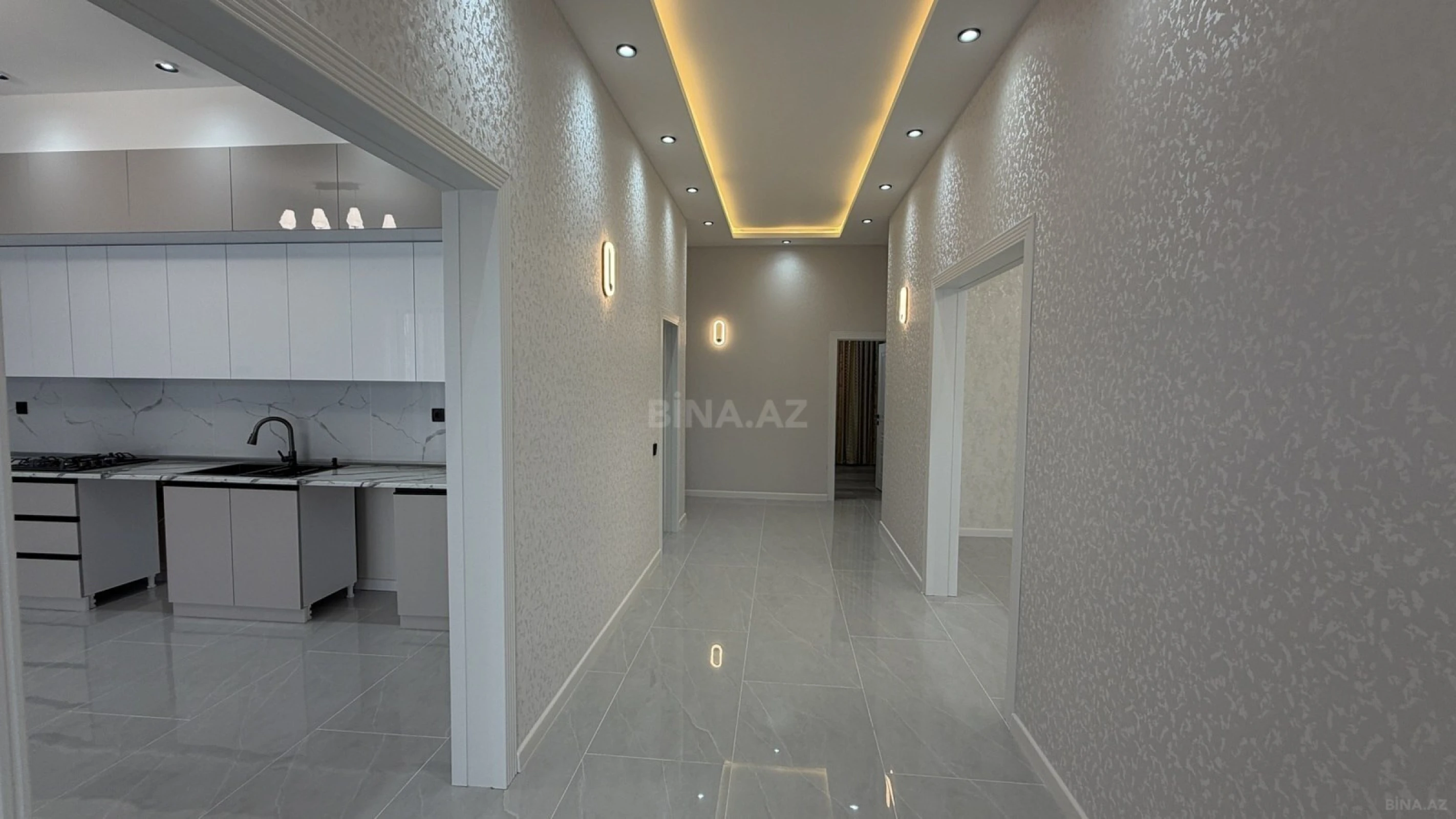 Satılır 4 otaqlı həyət evi 160 m²