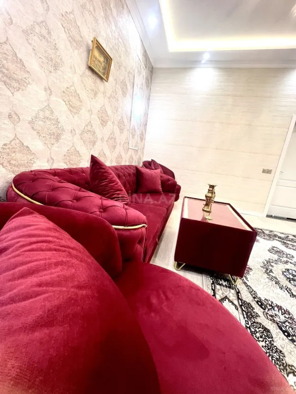 Satılır 3 otaqlı mənzil 110 m²