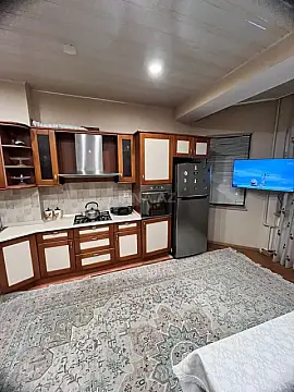 Satılır 4 otaqlı mənzil 200 m²