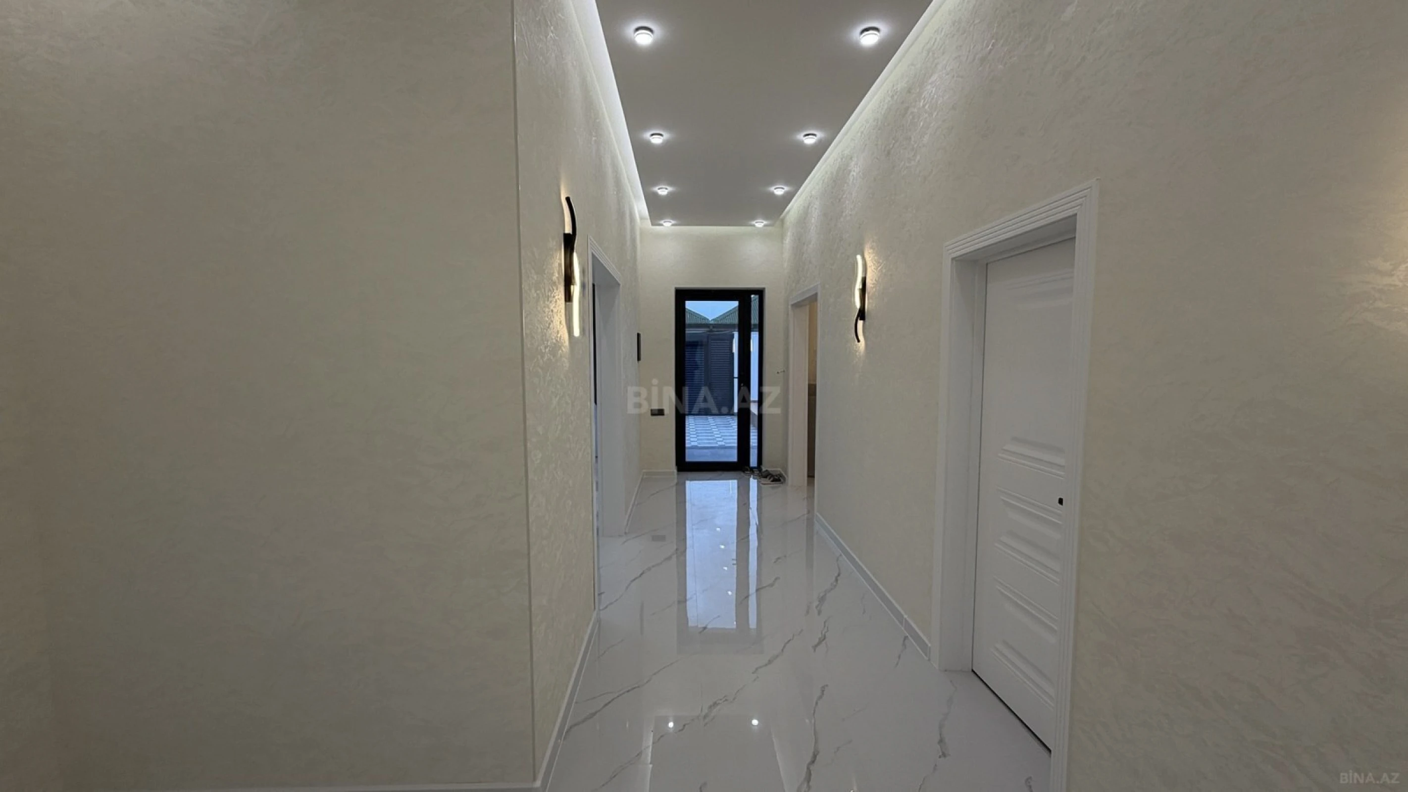Satılır 4 otaqlı həyət evi 160 m²