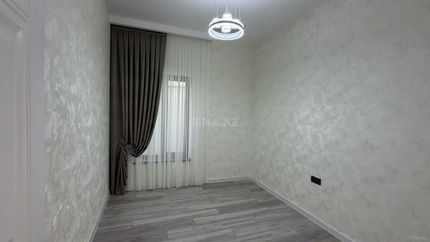 Satılır 4 otaqlı həyət evi 160 m²