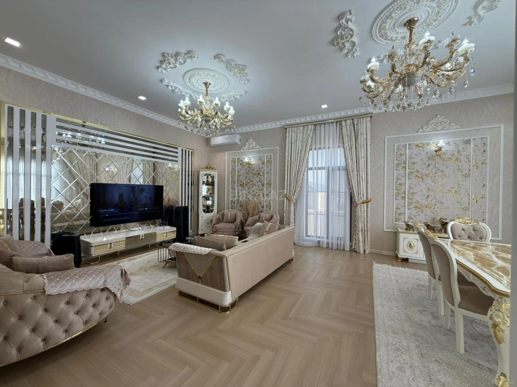 Satılır 5 otaqlı həyət evi 200 m²