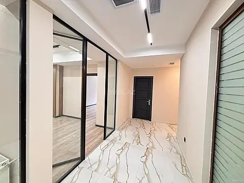 Kirayə verilir obyekt 330 m²