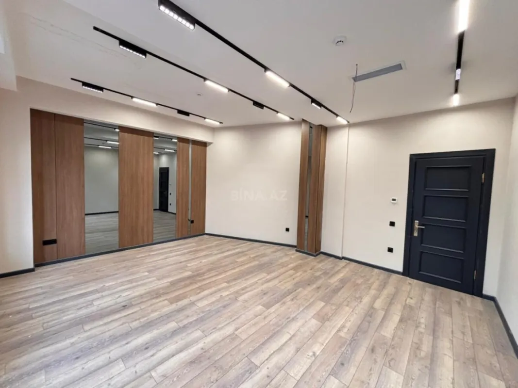 Kirayə verilir obyekt 330 m²