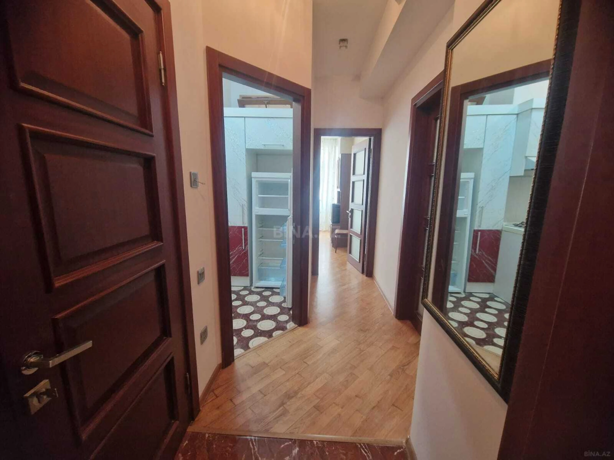 Satılır 2 otaqlı mənzil 60 m²