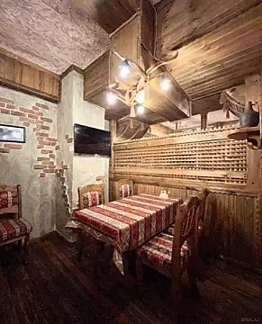 Satılır obyekt 210 m²