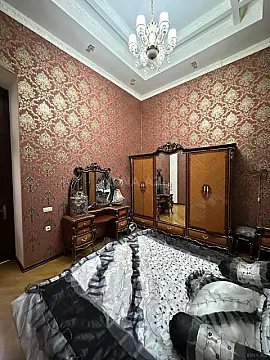 Kirayə verilir 2 otaqlı mənzil 80 m²