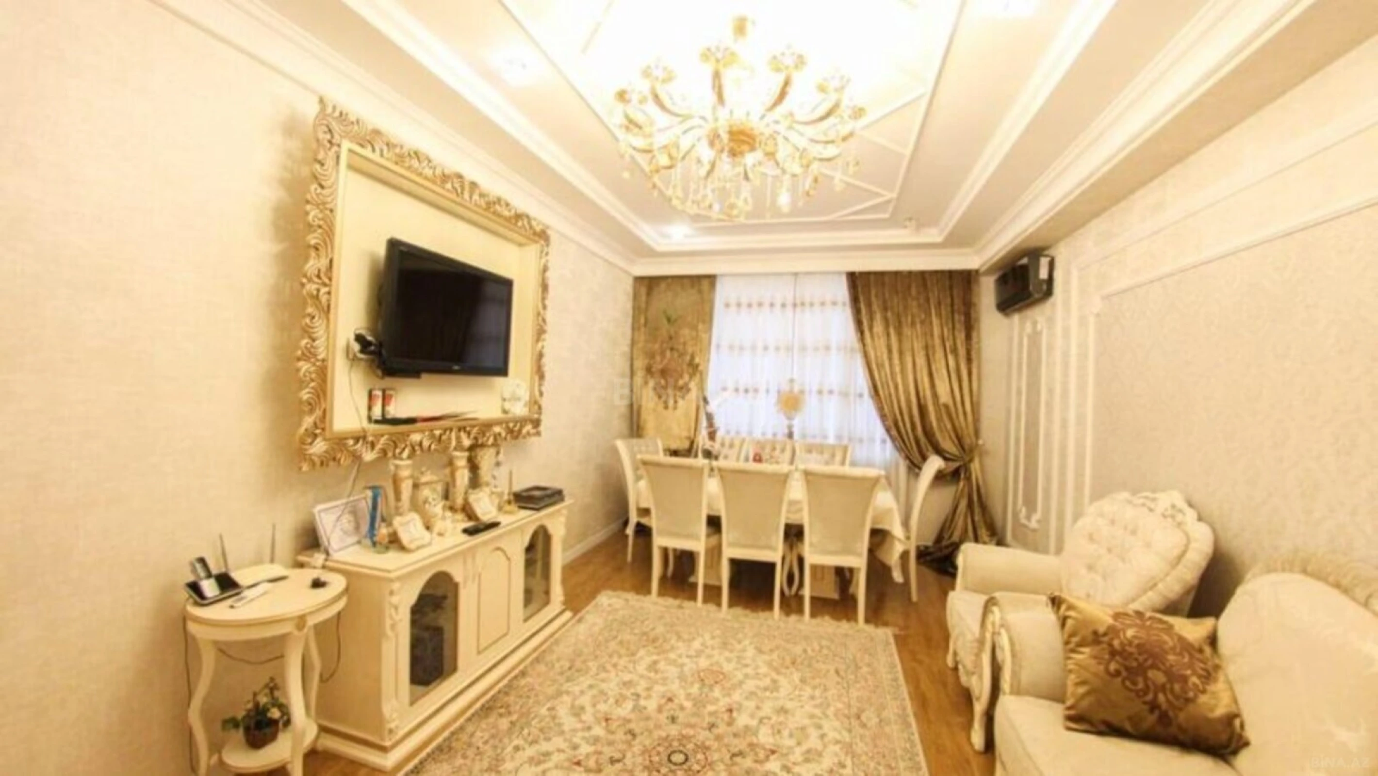Satılır 3 otaqlı mənzil 125 m²