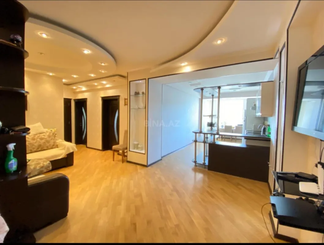 Satılır 3 otaqlı mənzil 100 m²