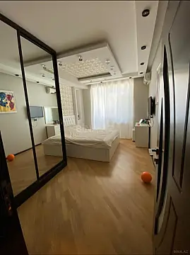 Satılır 3 otaqlı mənzil 100 m²