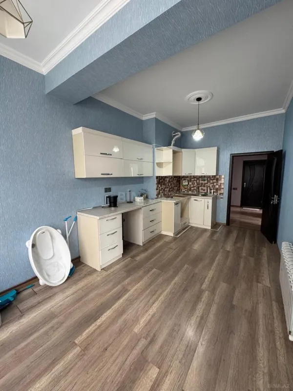 Kirayə verilir 3 otaqlı mənzil 120 m²