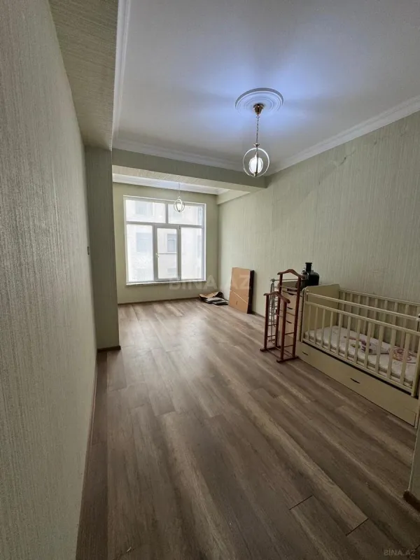Kirayə verilir 3 otaqlı mənzil 120 m²