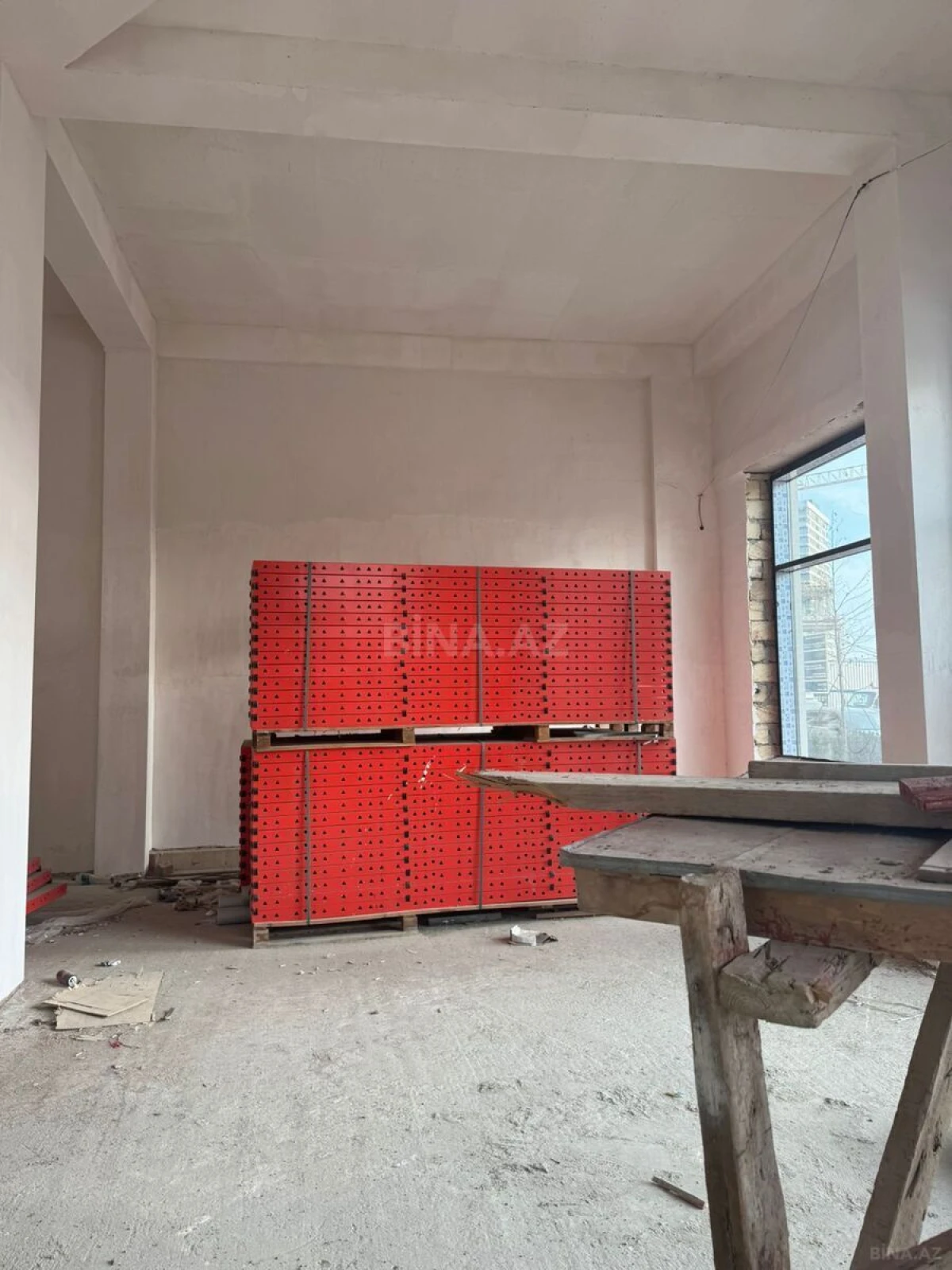 Kirayə verilir obyekt 111 m²