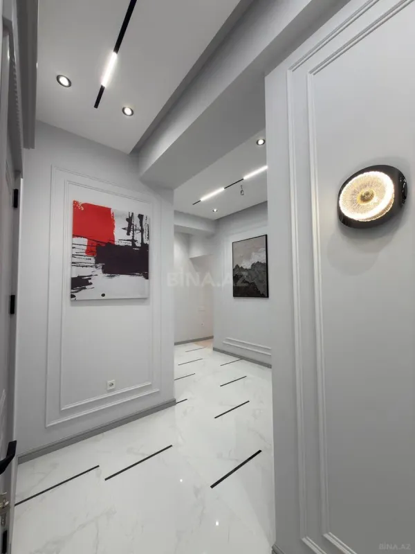 Satılır 3 otaqlı mənzil 125 m²