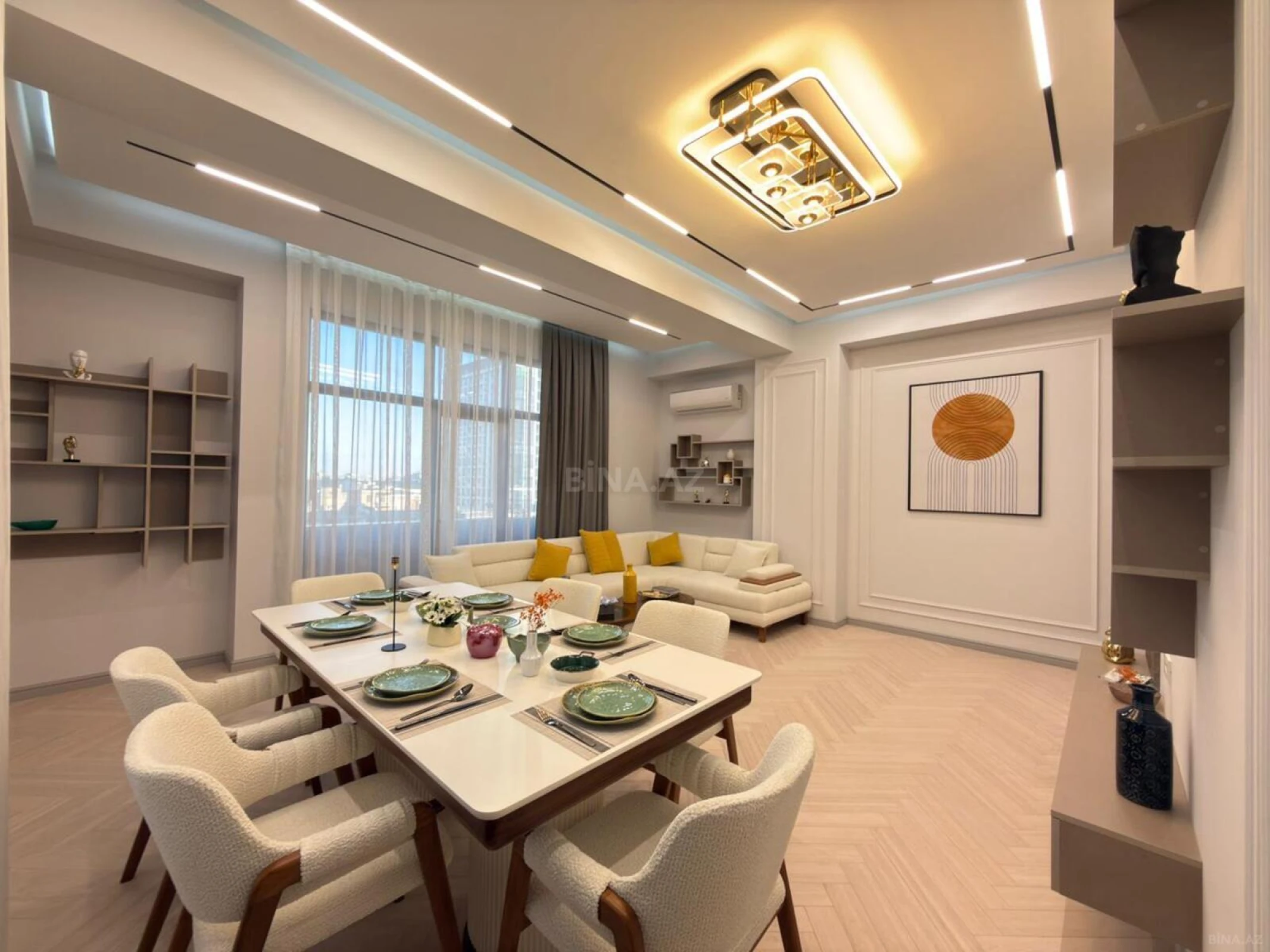 Satılır 3 otaqlı mənzil 125 m²