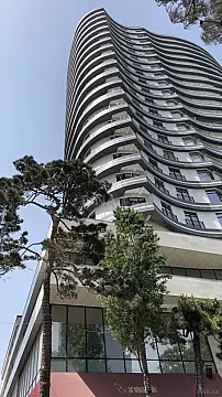 Satılır 3 otaqlı mənzil 106 m²