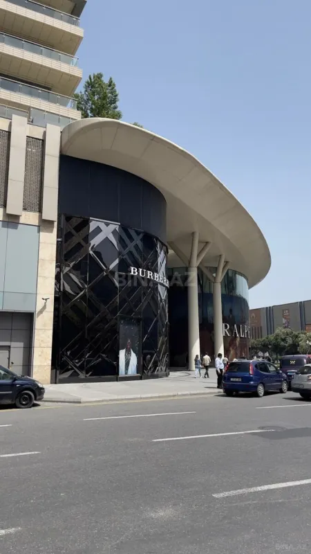 Satılır 3 otaqlı mənzil 106 m²