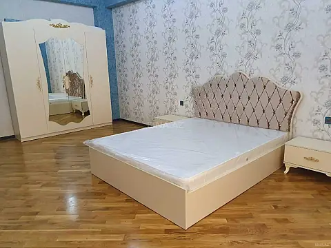 Satılır 3 otaqlı mənzil 94 m²