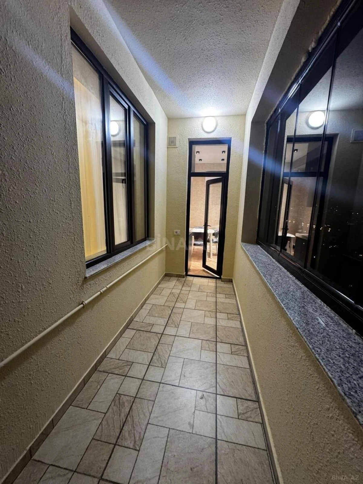 Satılır 3 otaqlı mənzil 125 m²