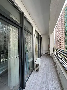 Satılır 3 otaqlı mənzil 86 m²