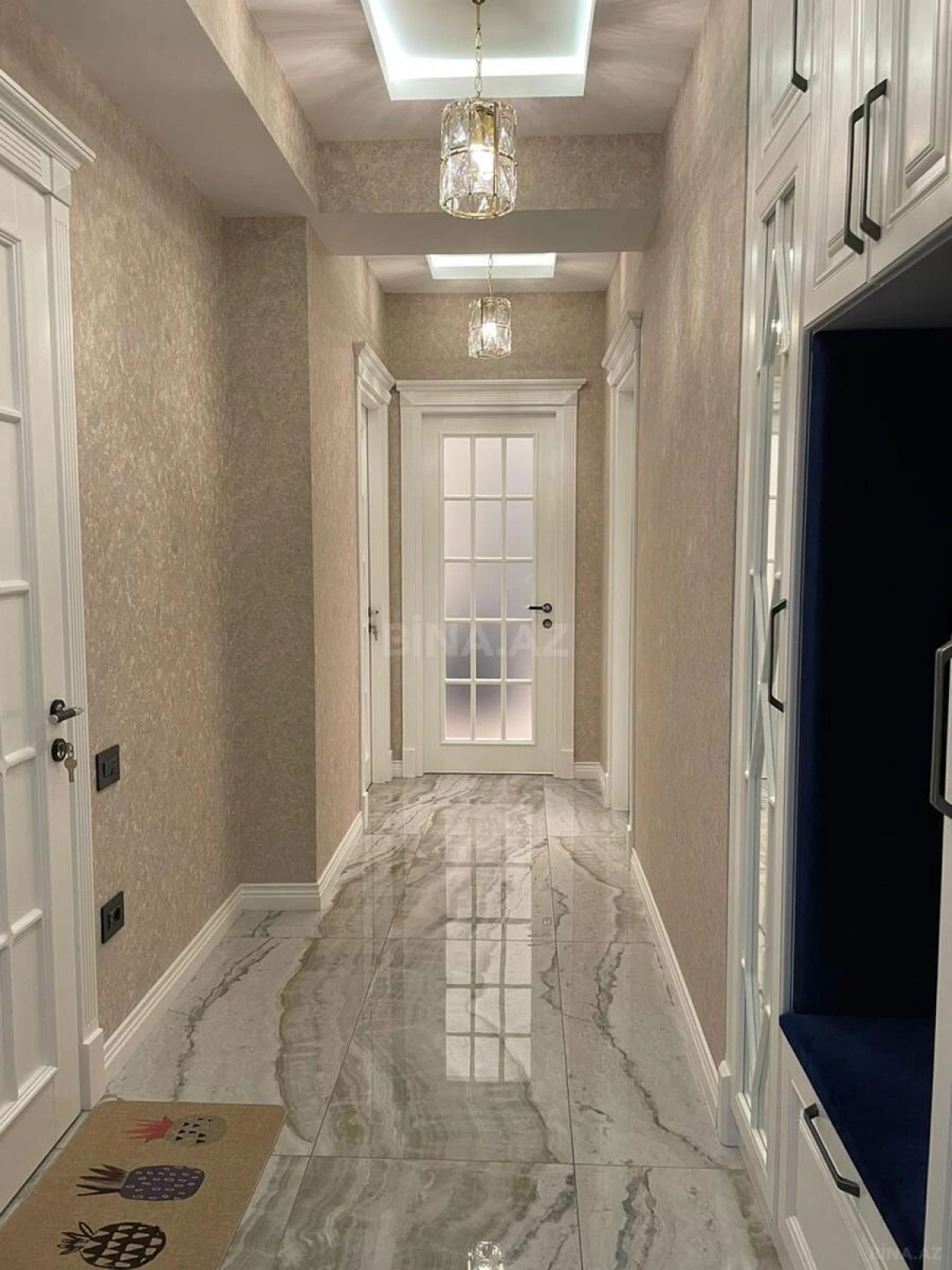 Kirayə verilir 2 otaqlı mənzil 70 m²