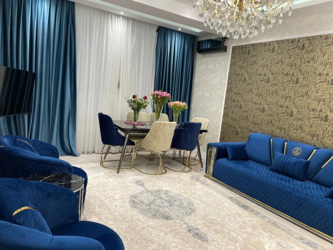 Kirayə verilir 2 otaqlı mənzil 70 m²