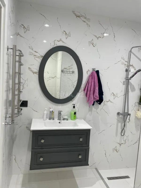 Kirayə verilir 2 otaqlı mənzil 70 m²