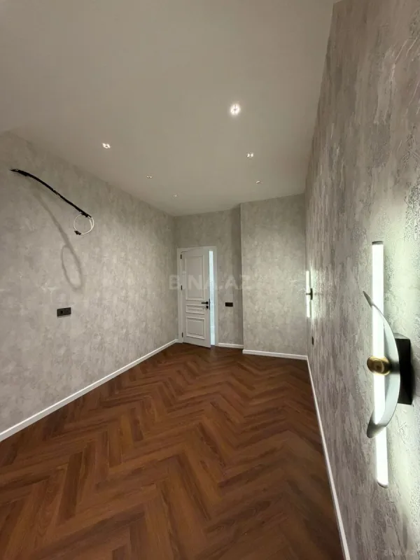 Satılır 3 otaqlı mənzil 97 m²