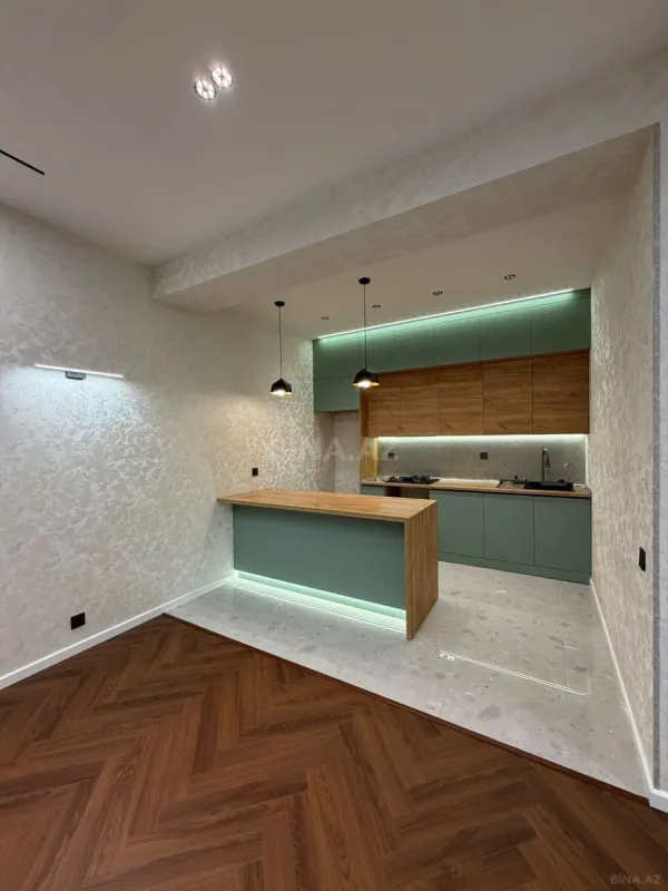 Satılır 3 otaqlı mənzil 97 m²