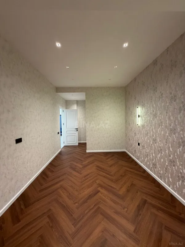 Satılır 3 otaqlı mənzil 97 m²
