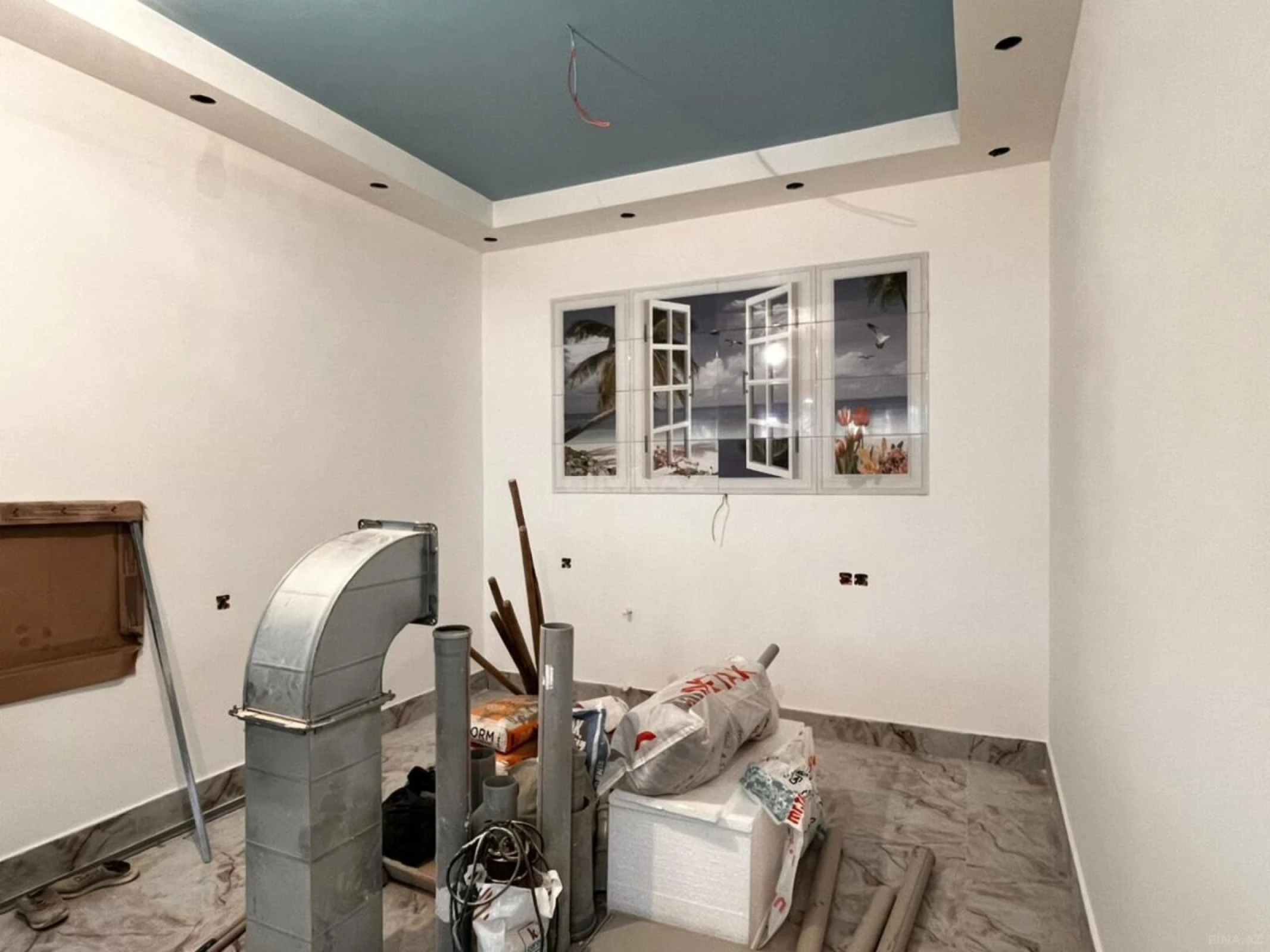 Kirayə verilir obyekt 256 m²