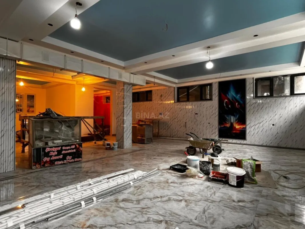 Kirayə verilir obyekt 256 m²