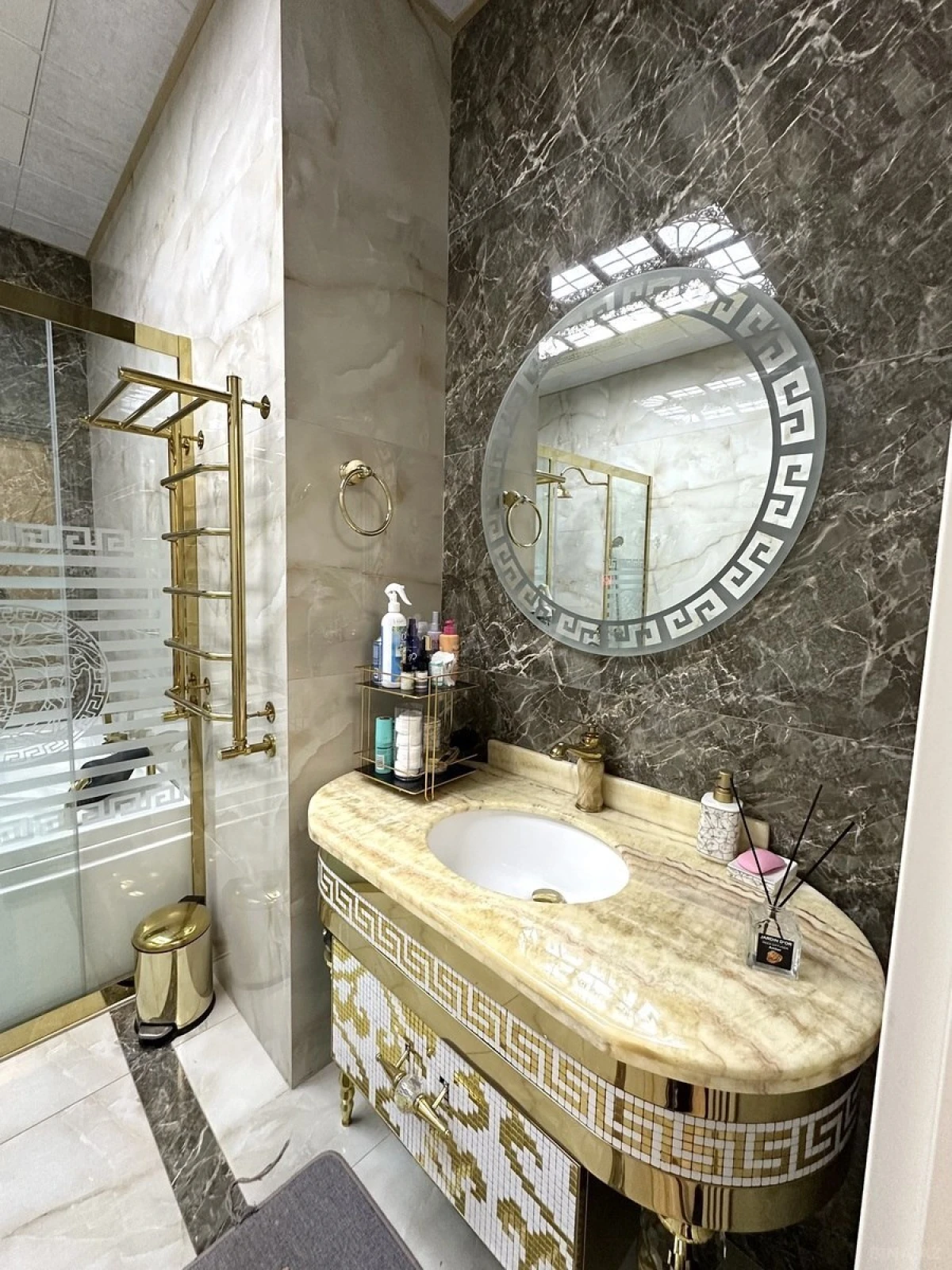 Satılır 3 otaqlı mənzil 105 m²