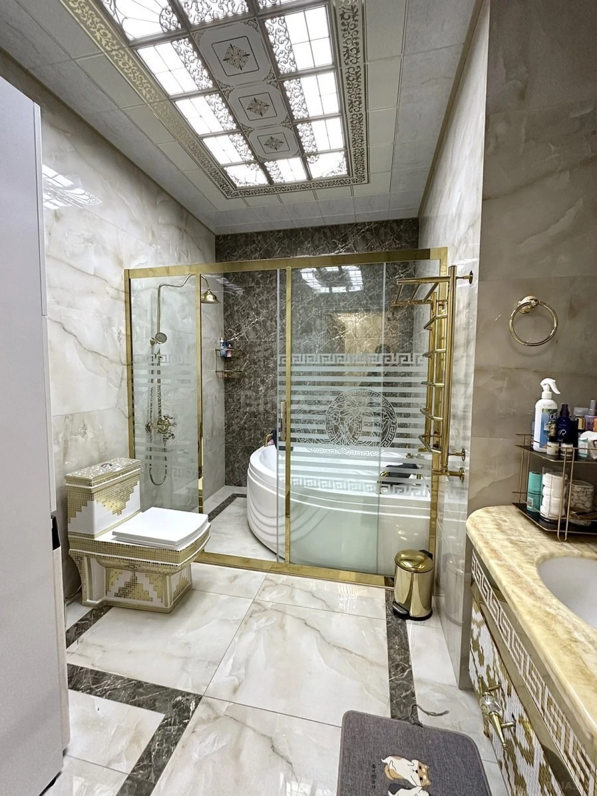 Satılır 3 otaqlı mənzil 105 m²