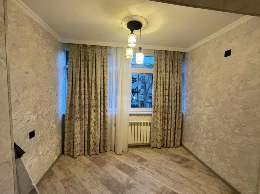 Satılır 2 otaqlı mənzil 55 m²