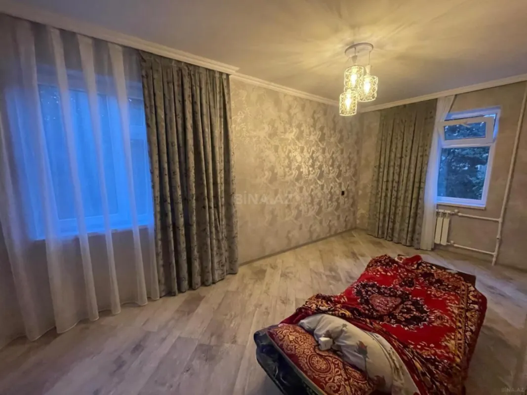 Satılır 2 otaqlı mənzil 55 m²