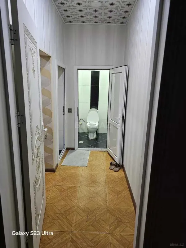 Satılır 5 otaqlı həyət evi 240 m²